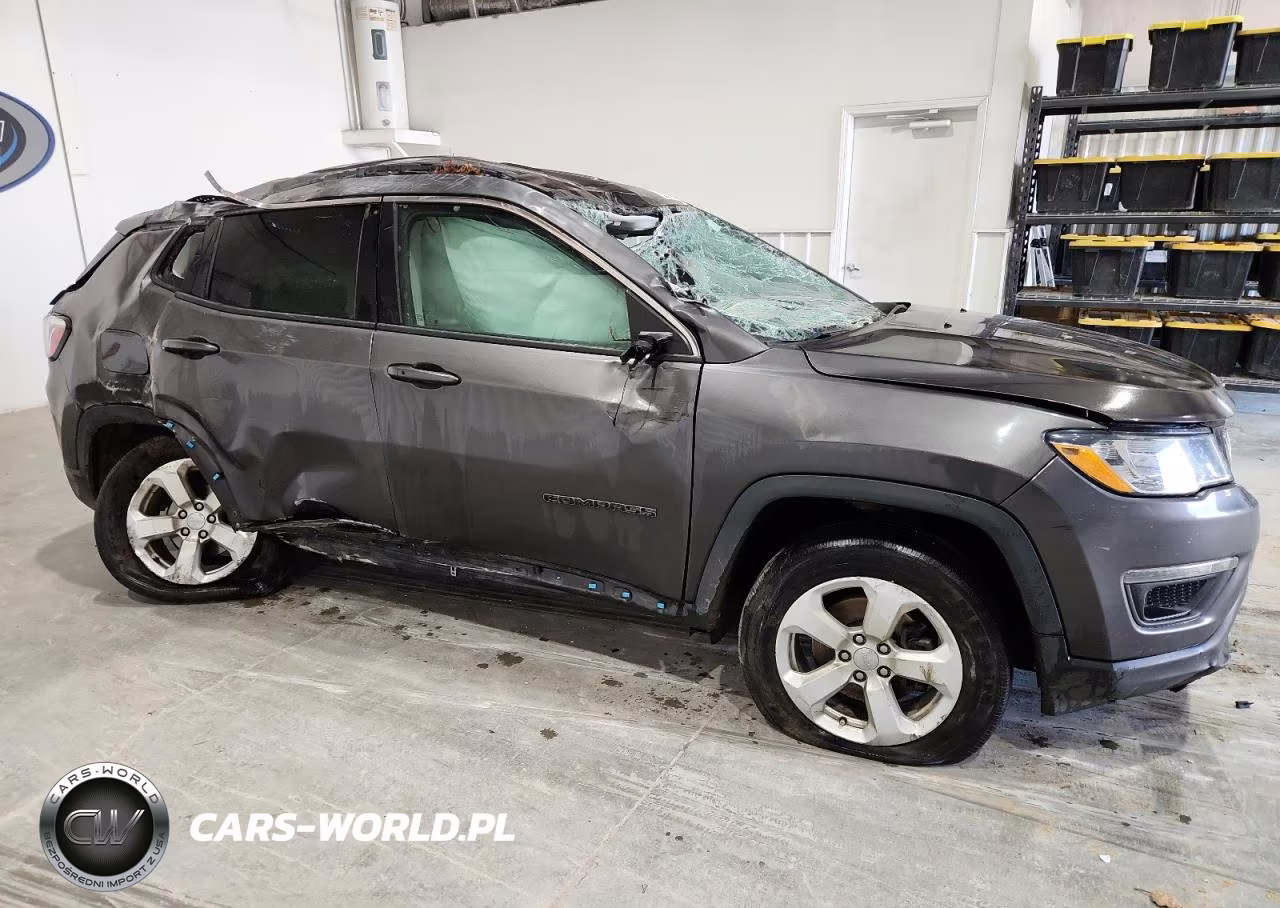 2020 Jeep Compass Latitude VIN:3C4NJCBB7LT141545 - 4