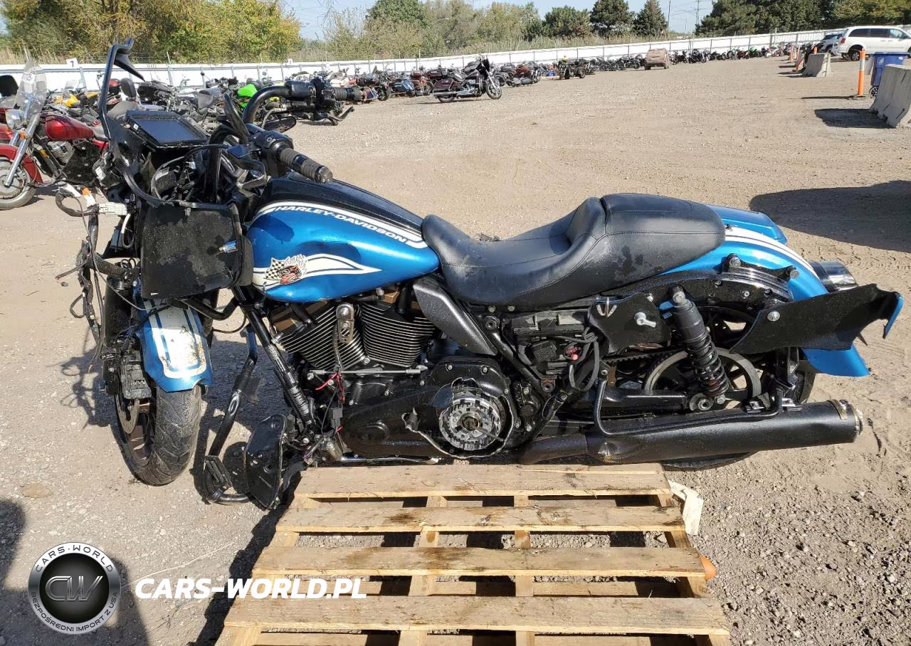 2023 Harley Davidson Fltrxst VIN:1HD1ACL15PB647241 - 3