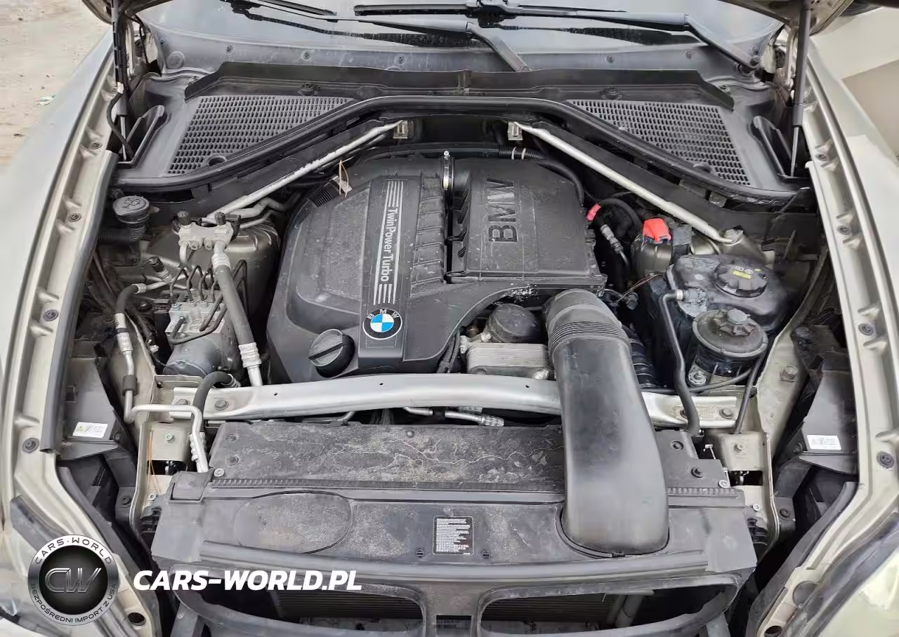 2012 BMW X5 xDrive35I VIN:5UXZV4C57CL747572 - 11