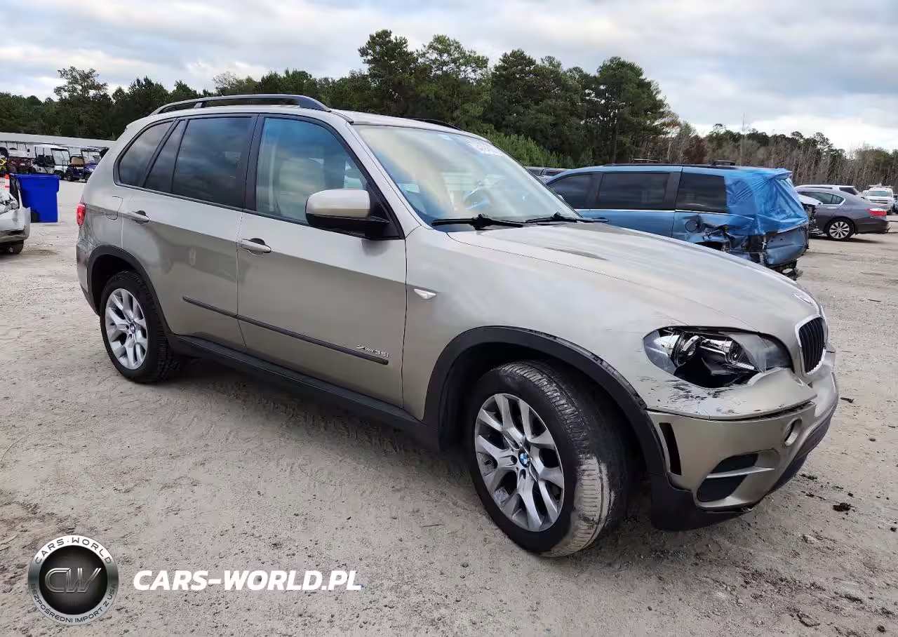 2012 BMW X5 xDrive35I VIN:5UXZV4C57CL747572 - 4