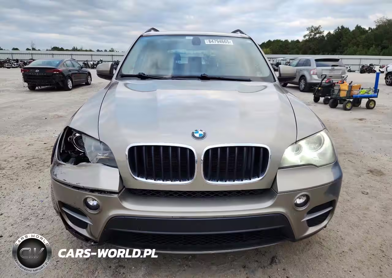 2012 BMW X5 xDrive35I VIN:5UXZV4C57CL747572 - 5
