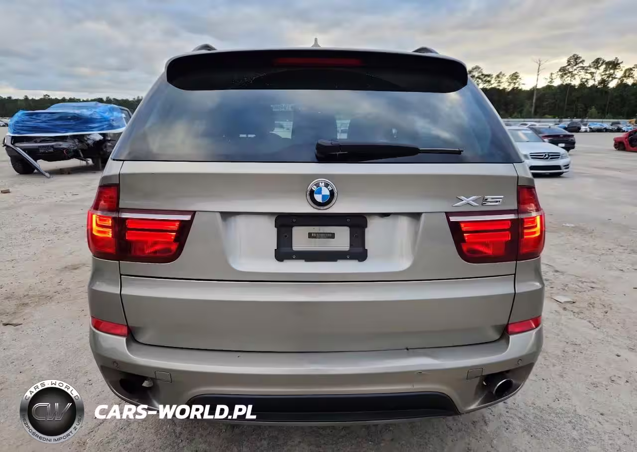 2012 BMW X5 xDrive35I VIN:5UXZV4C57CL747572 - 6