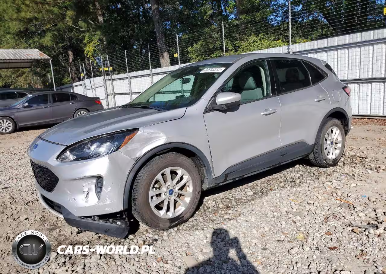 2020 Ford Escape Se