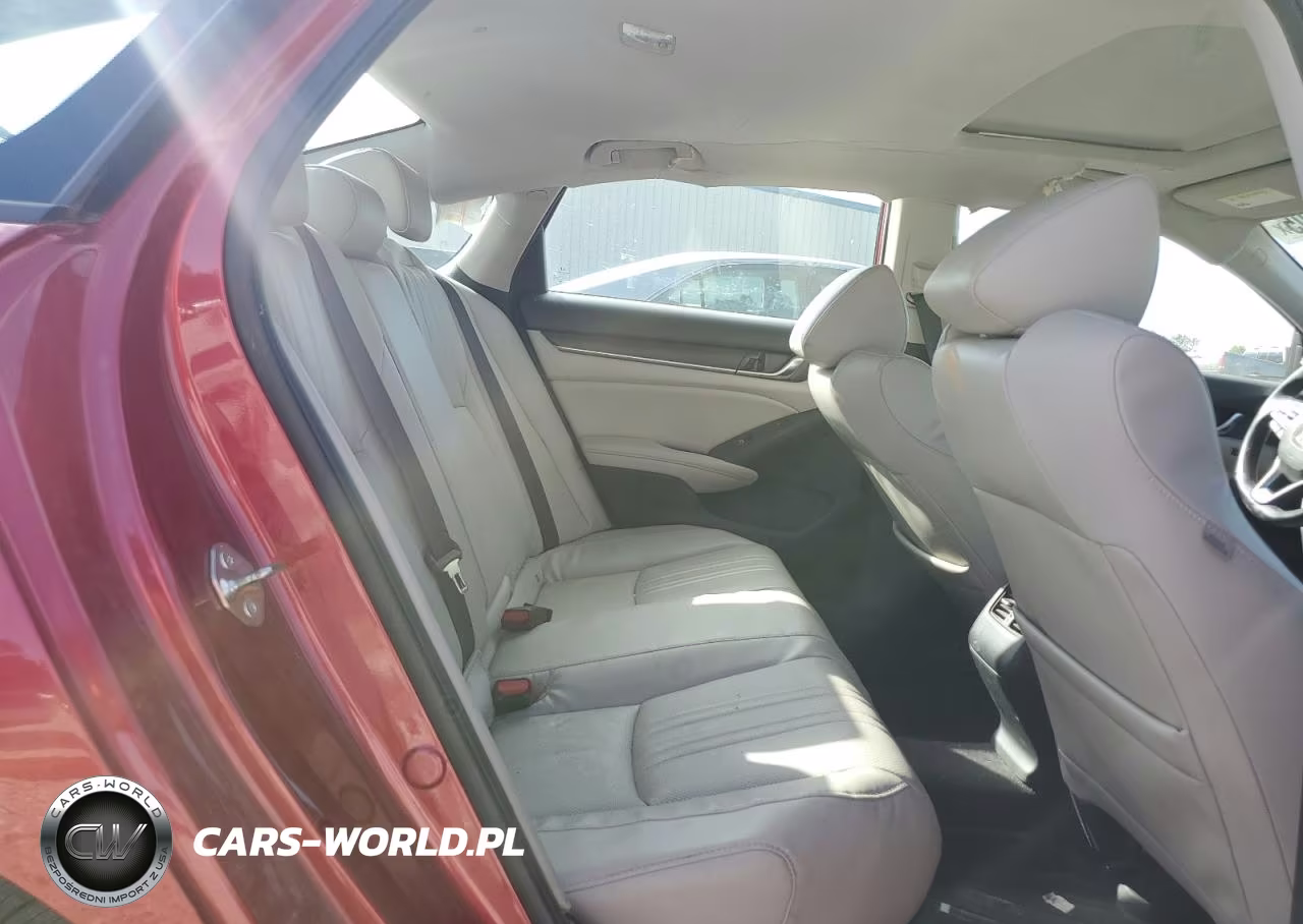 2018 Honda Accord Touring Hybrid VIN:1HGCV3F95JA011594 - 10