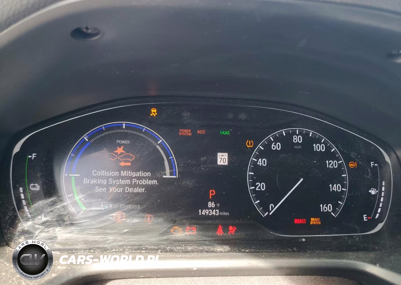 2018 Honda Accord Touring Hybrid VIN:1HGCV3F95JA011594 - 9