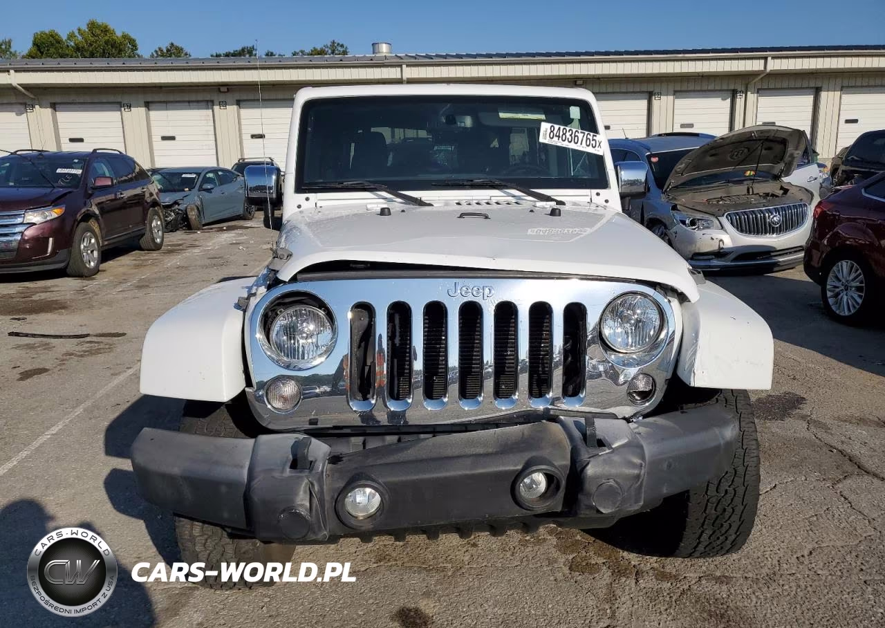 2016 Jeep Wrangler Unlimited Sahara VIN:1C4HJWEGXGL114234 - 5