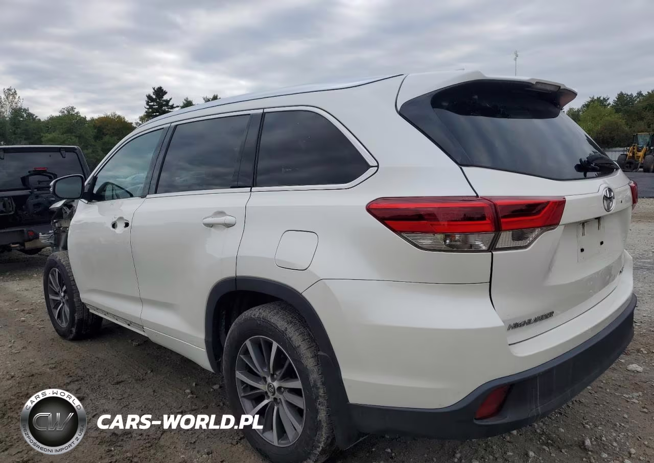 2017 Toyota Highlander Xle VIN:5TDJZRFH7HS513489 - 2
