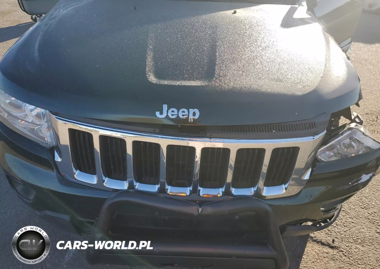 2011 Jeep Grand Cherokee Laredo VIN:1J4RR4GG4BC520883 - 12