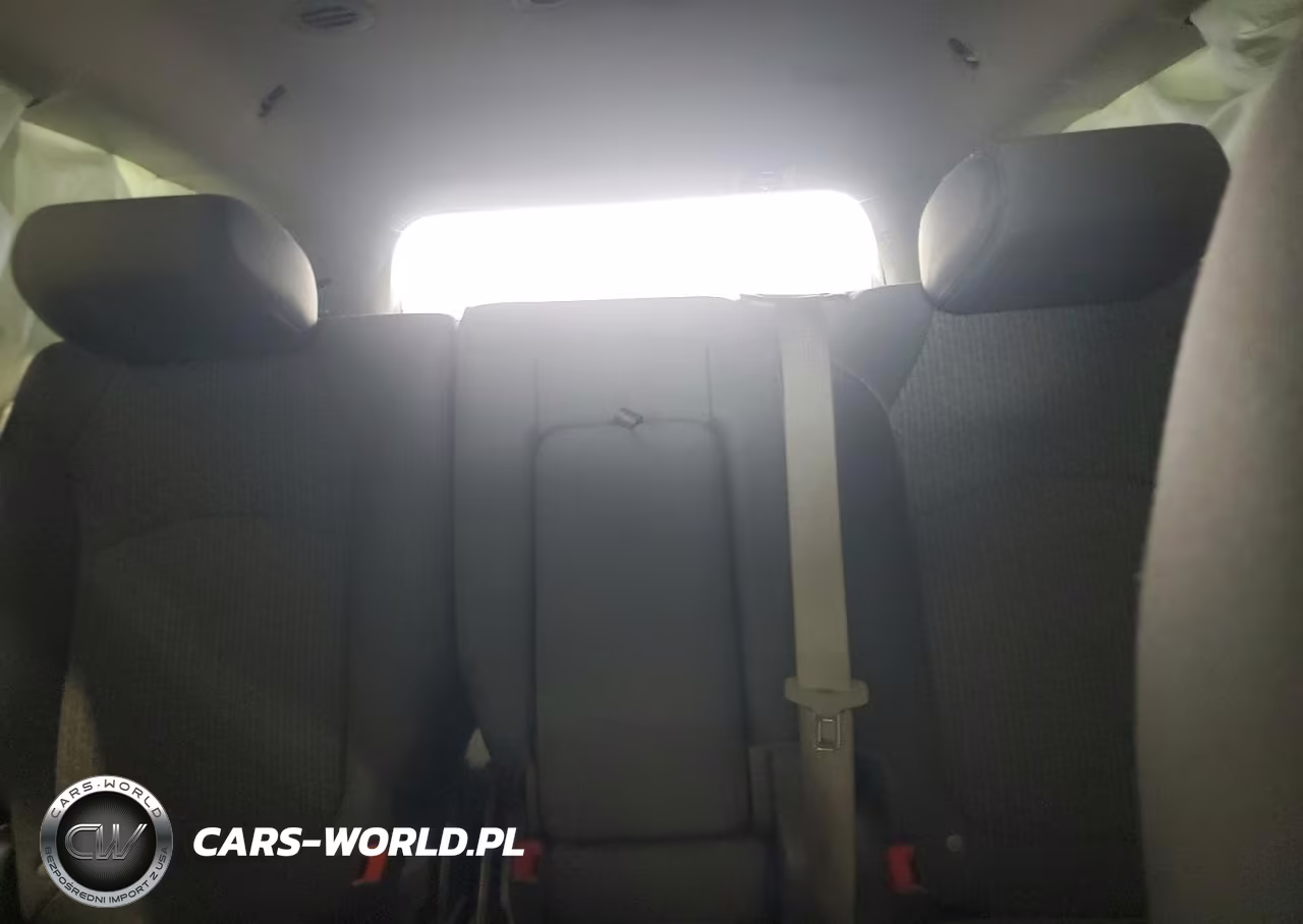 2011 Chevrolet Traverse Ls VIN:1GNKREED4BJ304508 - 10