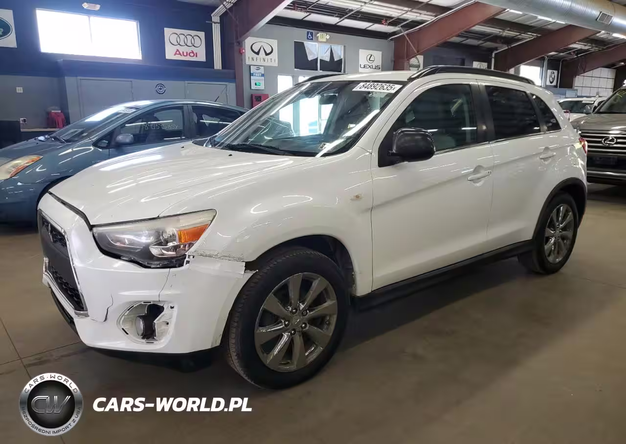 2013 Mitsubishi Outlander Sport Le