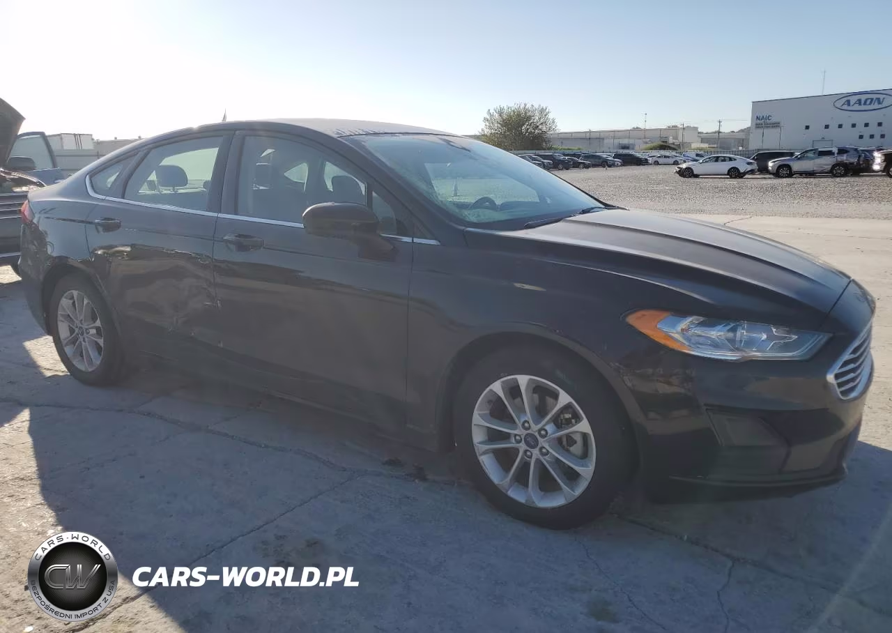 2019 Ford Fusion Se VIN:3FA6P0HD1KR283305 - 4
