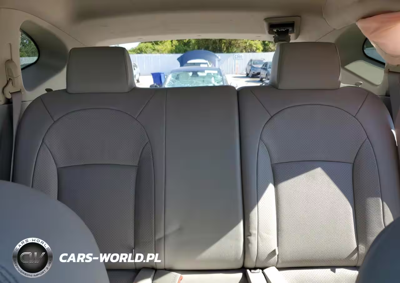 2013 Nissan Rogue S VIN:JN8AS5MV1DW143502 - 10