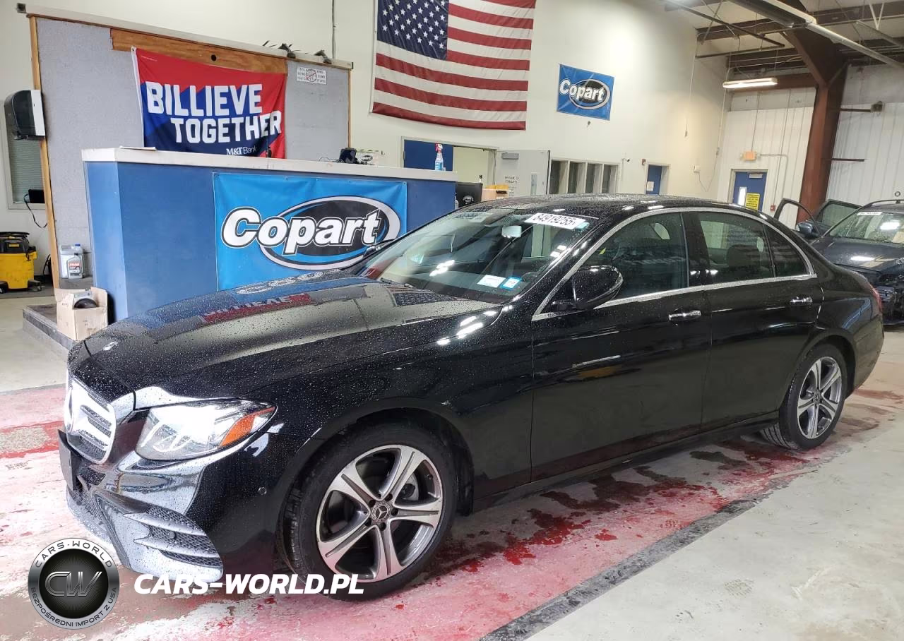 2018 Mercedes-Benz E 300 4Matic