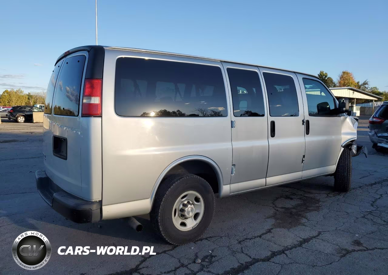 2015 Chev Express G3500 Ls VIN:1GAZGXFFXF1118284 - 3