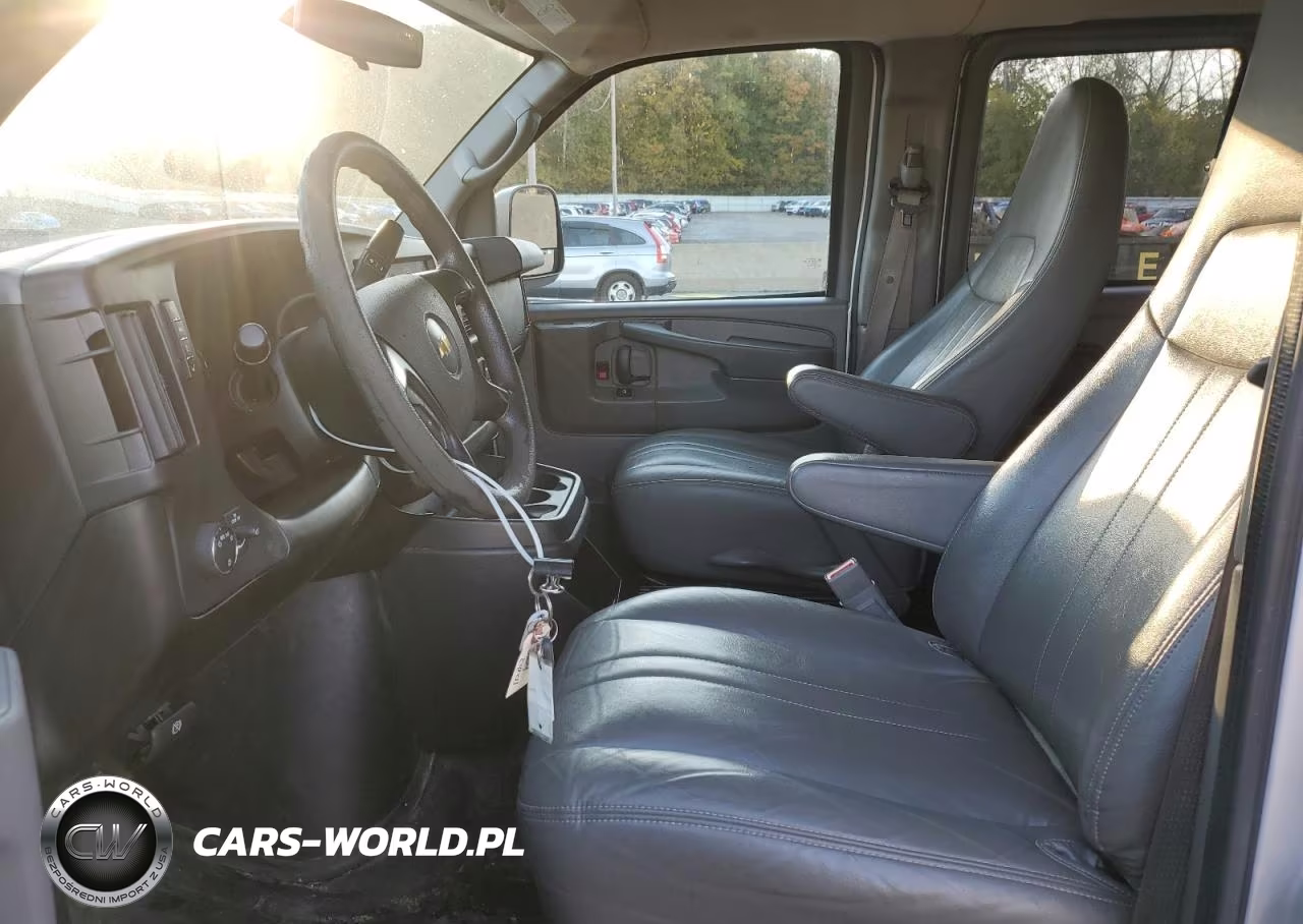 2015 Chev Express G3500 Ls VIN:1GAZGXFFXF1118284 - 7