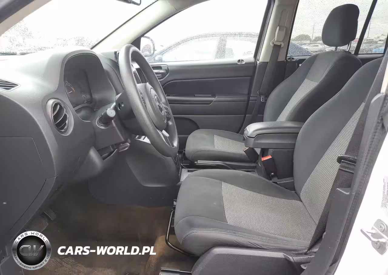 2016 Jeep Compass Sport VIN:1C4NJDBB9GD662302 - 7
