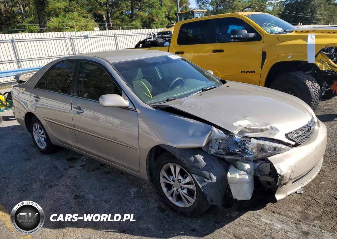 TOYOTA CAMRY LE VIN:4T1BF30K76U635997 - 4