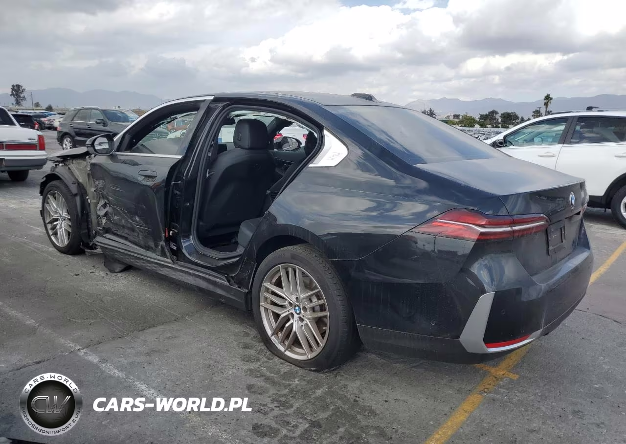 2024 BMW 530 I VIN:WBA43FJ05RCR67111 - 2