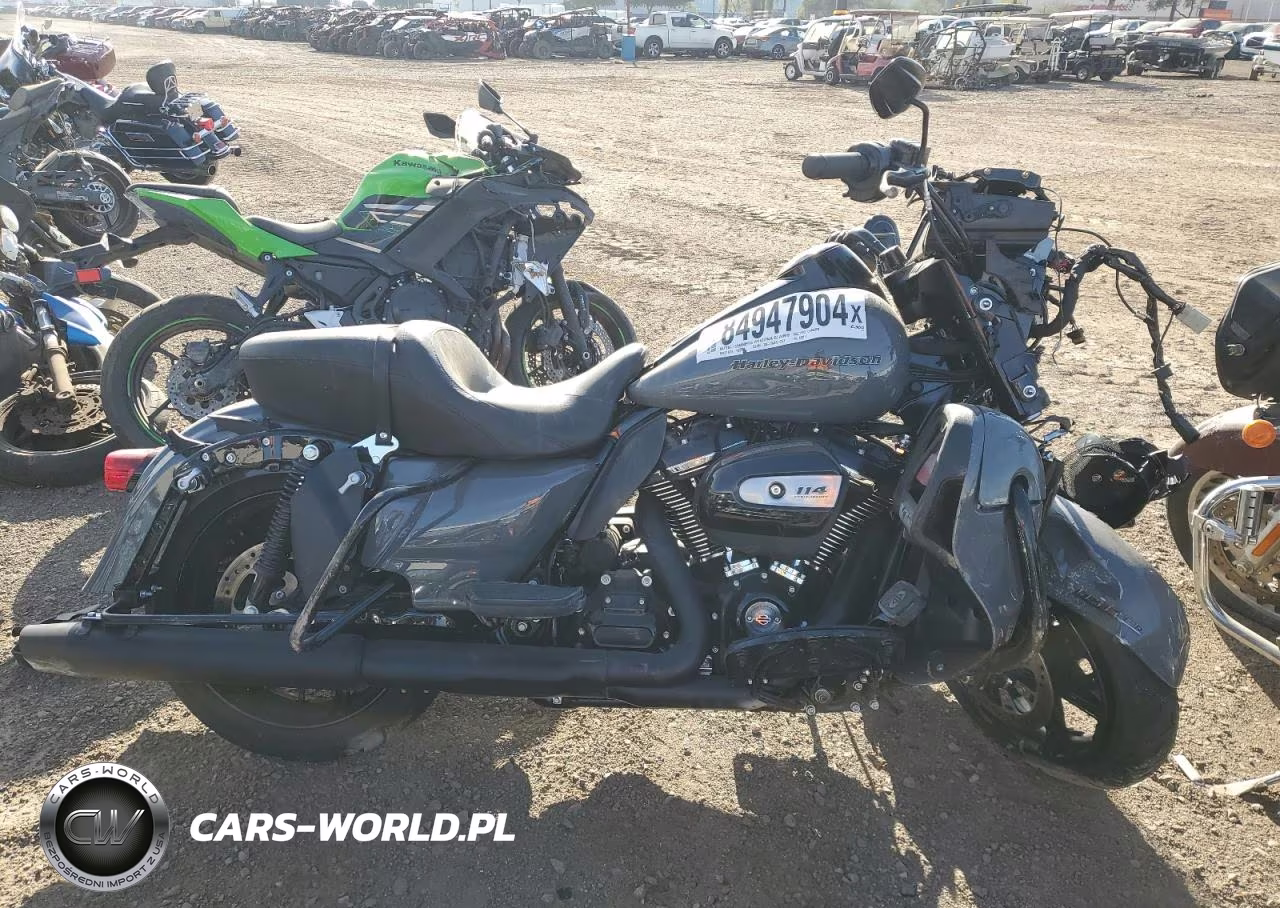2022 Harley-Davidson Flhtk