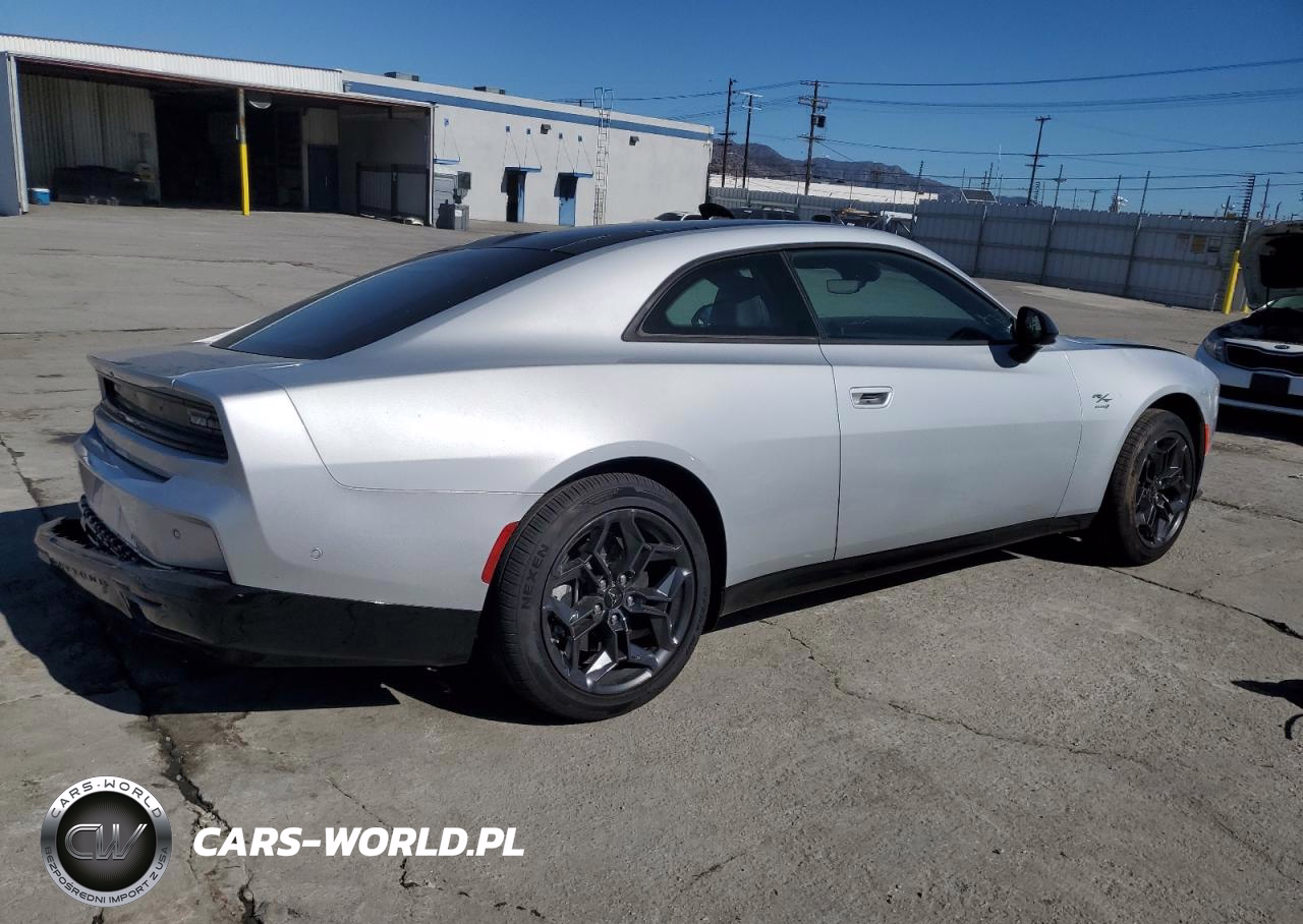 2025 Dodge Charger Daytona R-T VIN:2C3CDBCK2SR565955 - 3