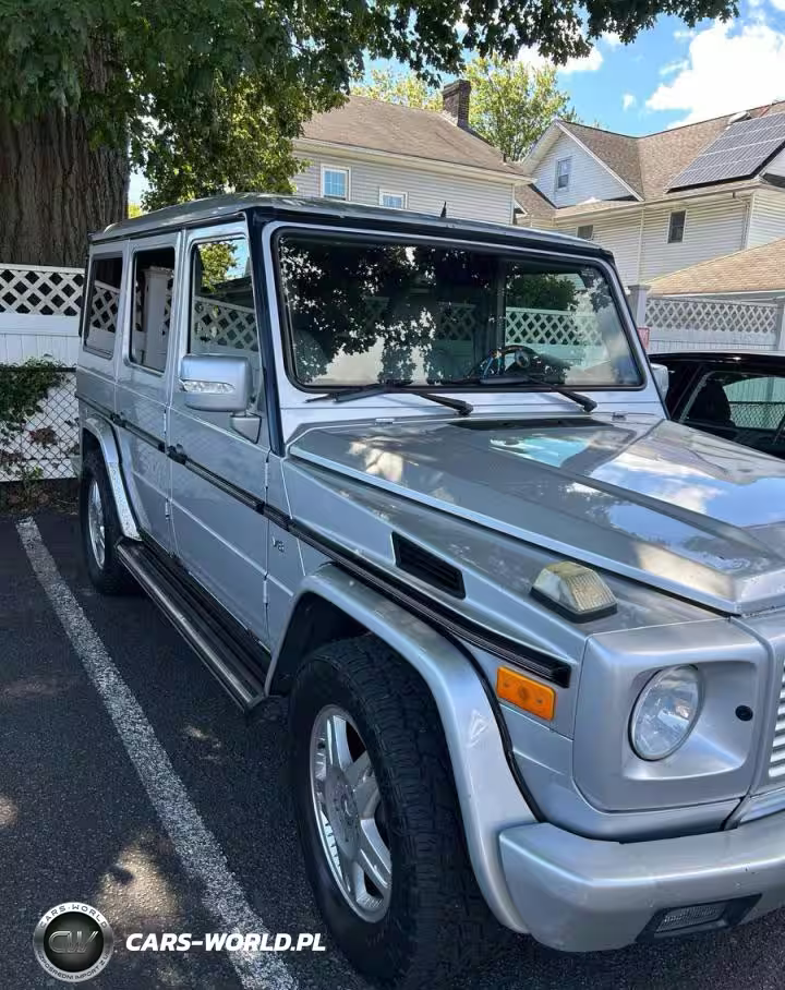 MERCEDES-BENZ