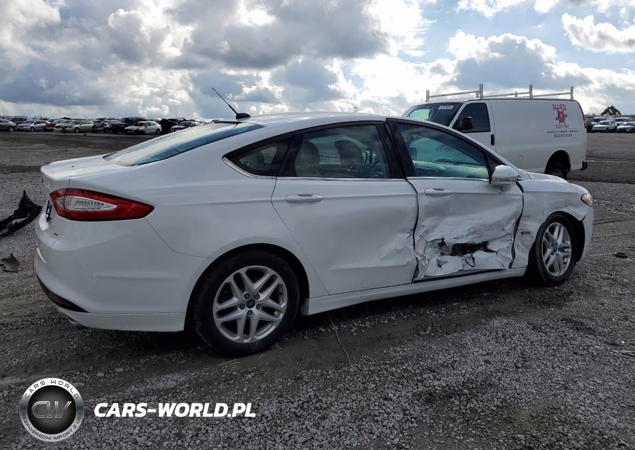 2014 Ford Fusion Se VIN:1FA6P0H79E5366000 - 3