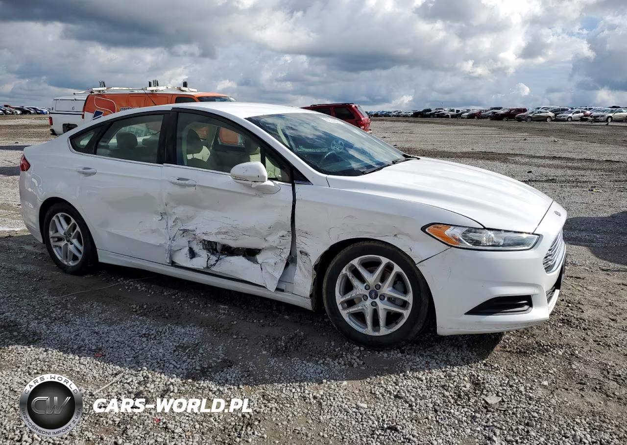 2014 Ford Fusion Se VIN:1FA6P0H79E5366000 - 4