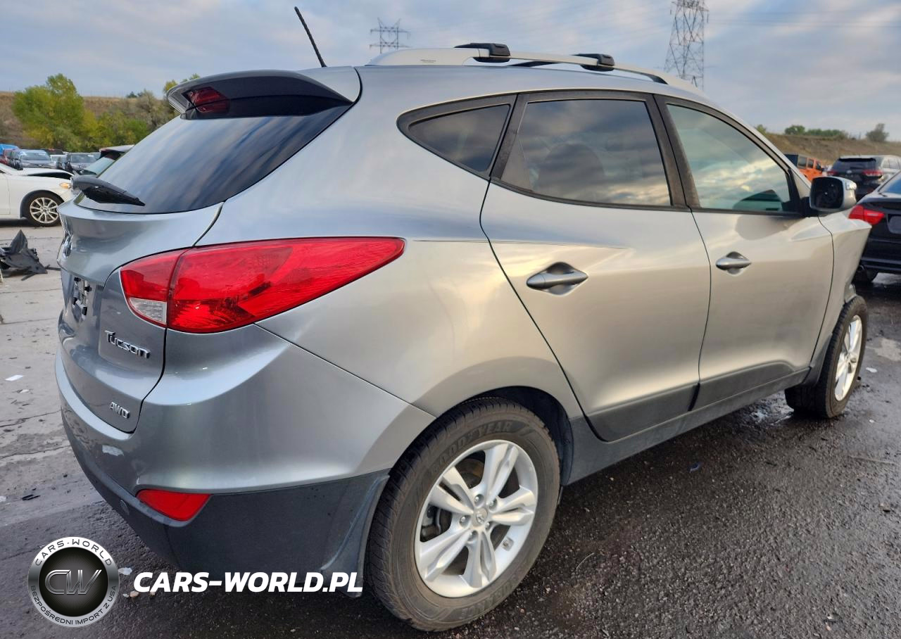 2012 Hyundai Tucson Gls VIN:KM8JUCAC5CU479995 - 3
