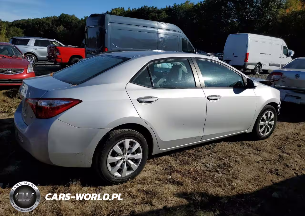 2015 Toyota Corolla L VIN:2T1BURHE9FC237246 - 3