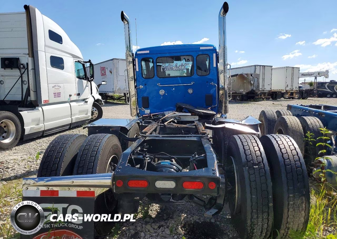 2025 Peterbilt 589 Semi Truck VIN:1XPEDP9X2SD753364 - 6