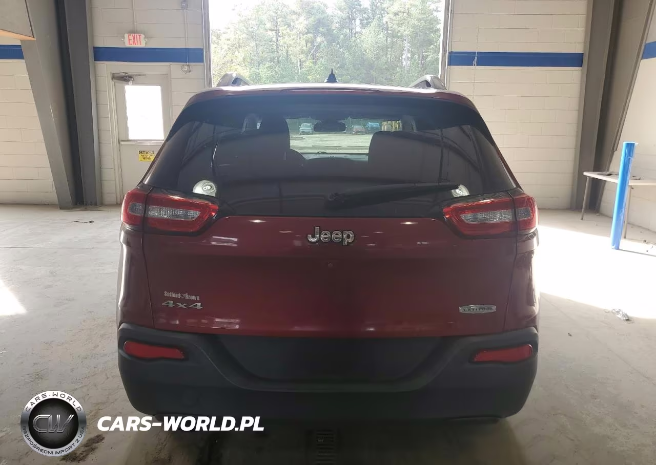 2015 Jeep Cherokee Latitude VIN:1C4PJMCB5FW734803 - 6
