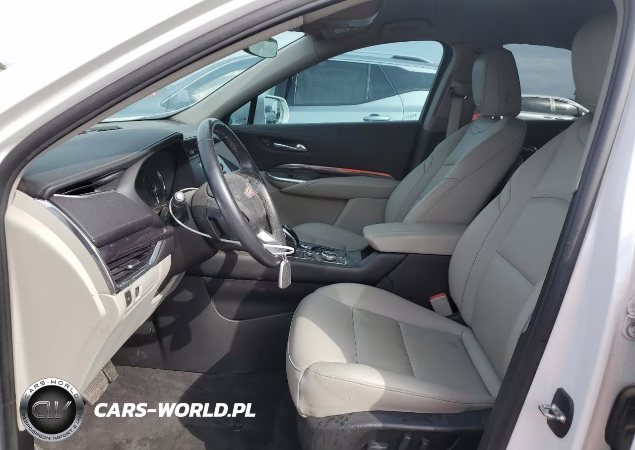 2021 Cadillac Xt4 Luxury VIN:1GYAZAR46MF000913 - 7