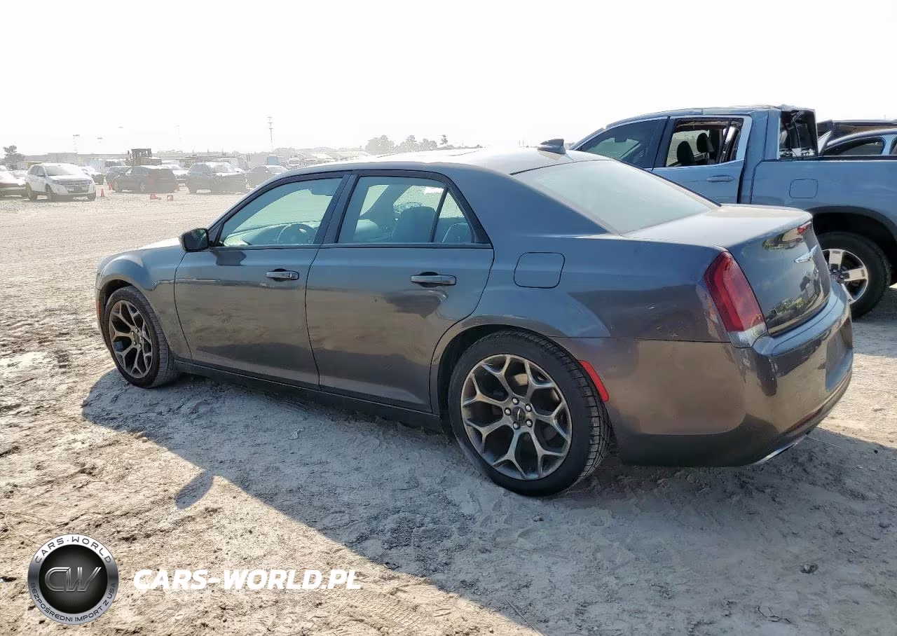 2015 Chrysler 300 S VIN:2C3CCABG1FH797307 - 2