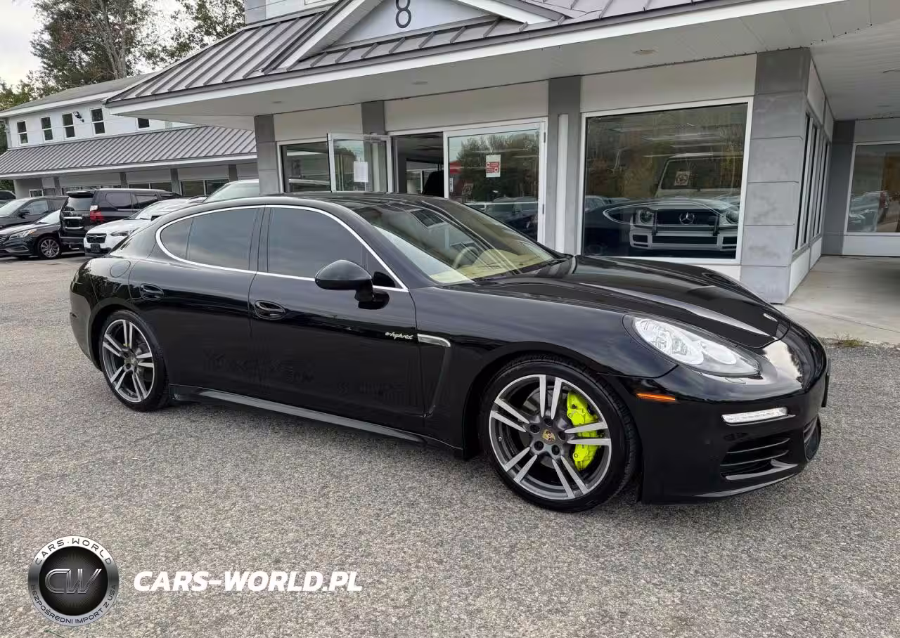 PORSCHE