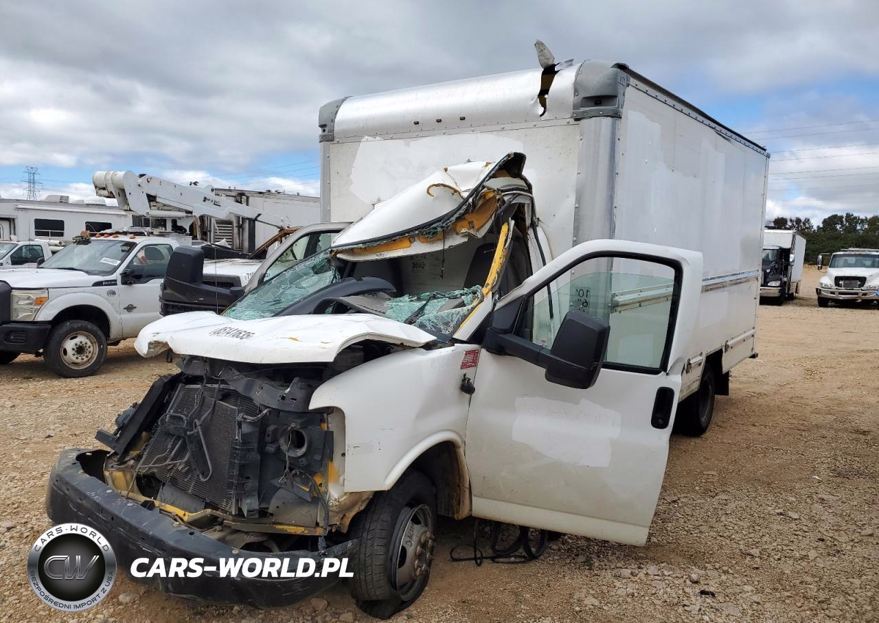 2014 GMC Savana Cutaway G3500