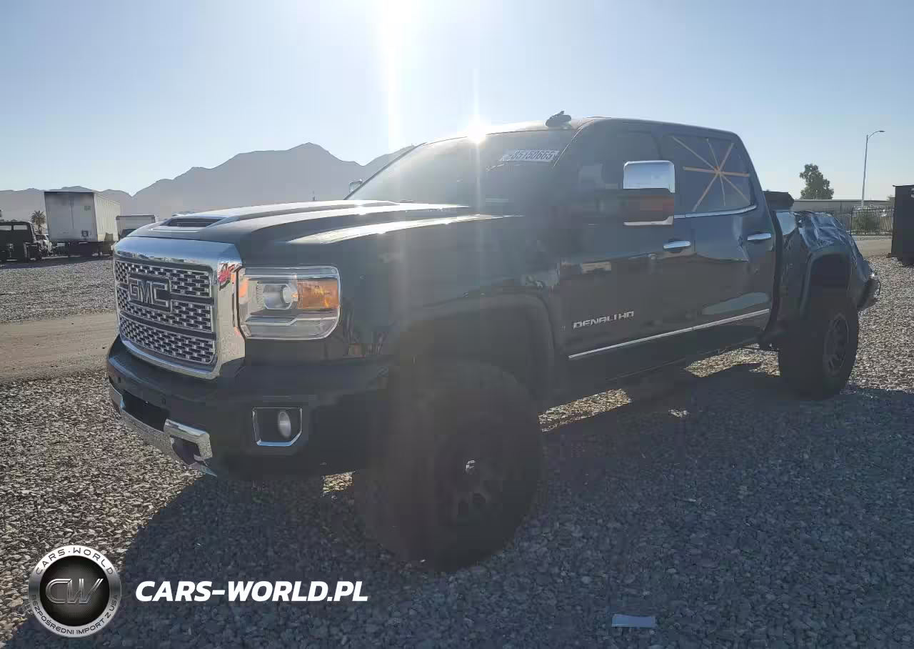 2018 GMC Sierra K2500 Denali