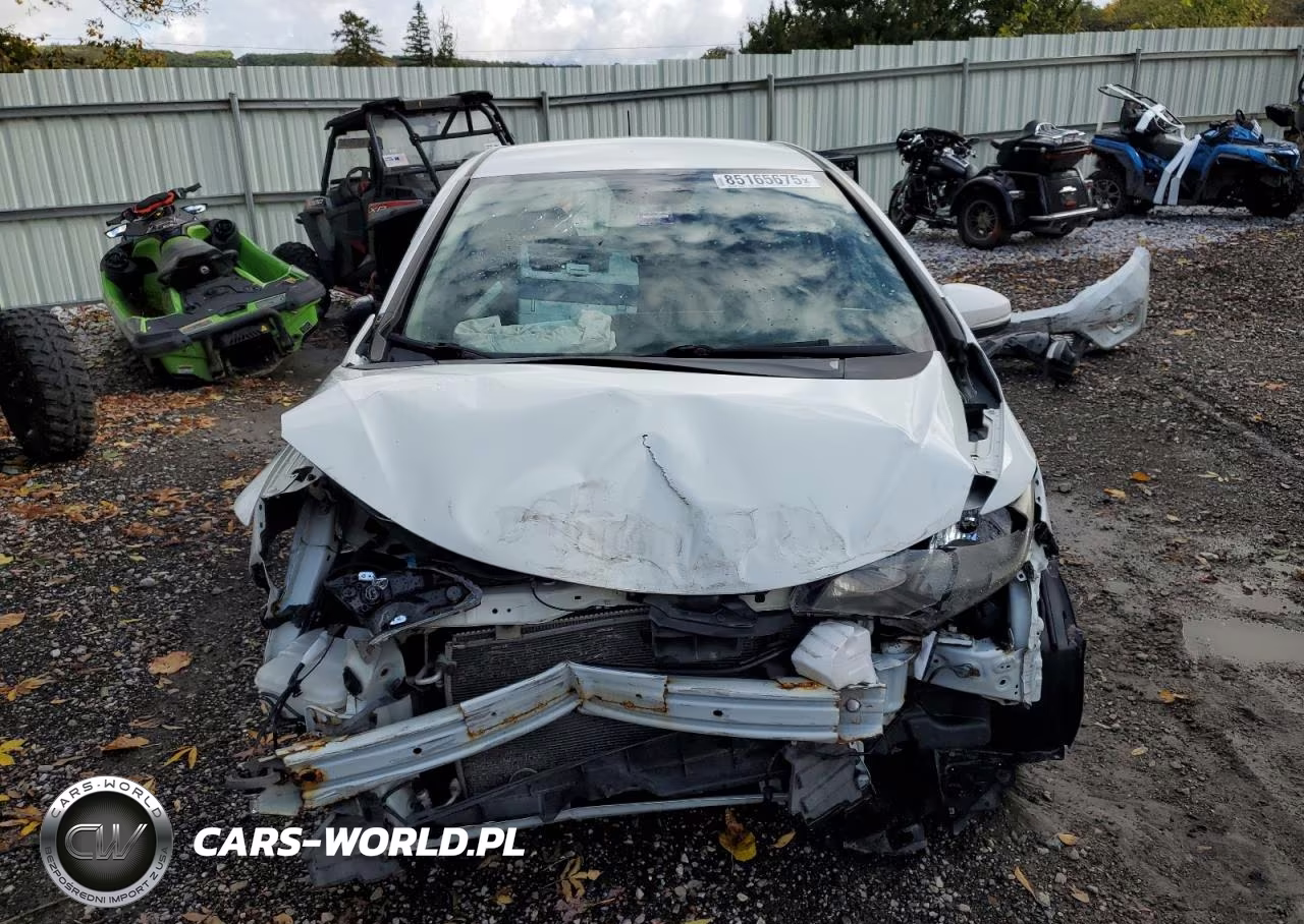 2016 Honda Fit Lx VIN:JHMGK5H59GS015325 - 5