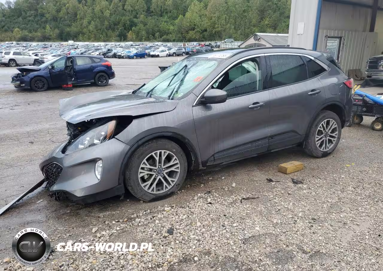 2021 Ford Escape Sel