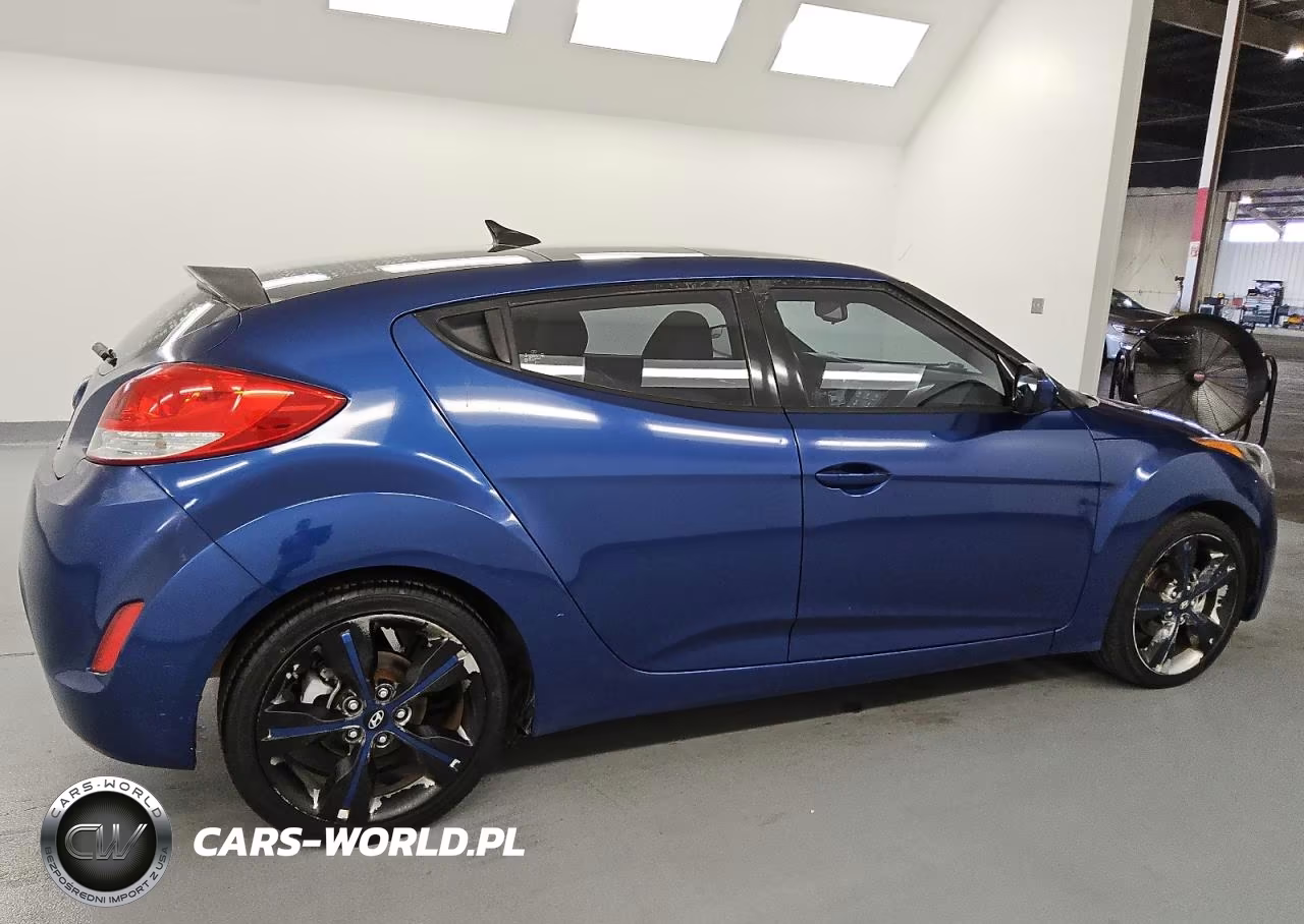 2016 Hyundai Veloster VIN:KMHTC6ADXGU274927 - 3