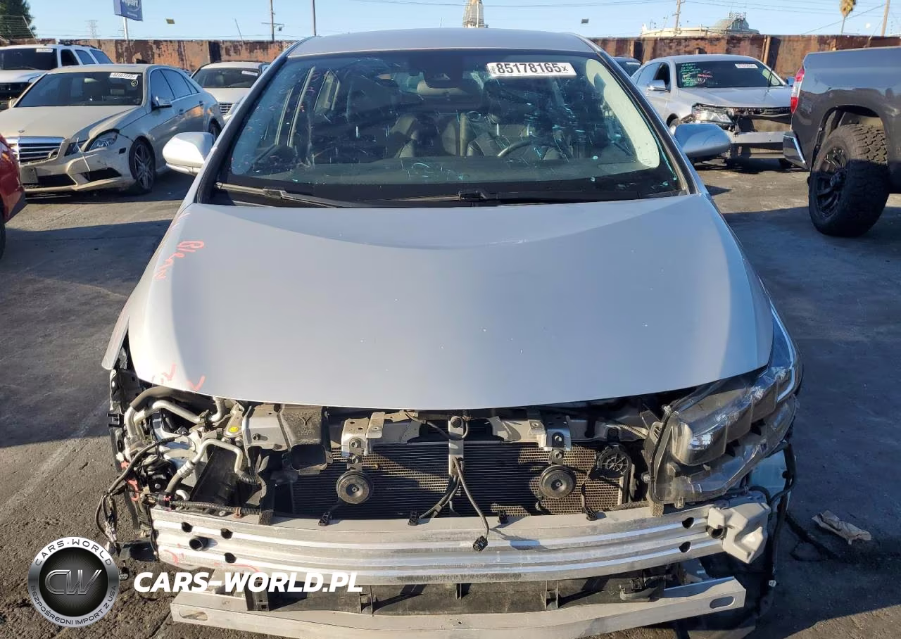 2017 Toyota Prius Prime VIN:JTDKARFP3H3054949 - 5