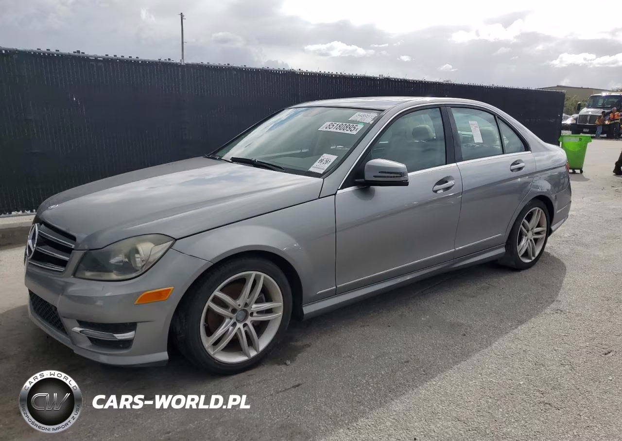 2014 Mercedes-Benz C 250