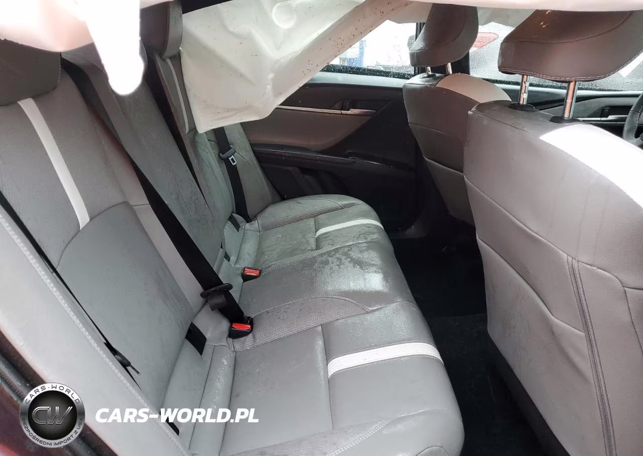 2026 Toyota Camry VIN:4T1DAACK3TU659670 - 10