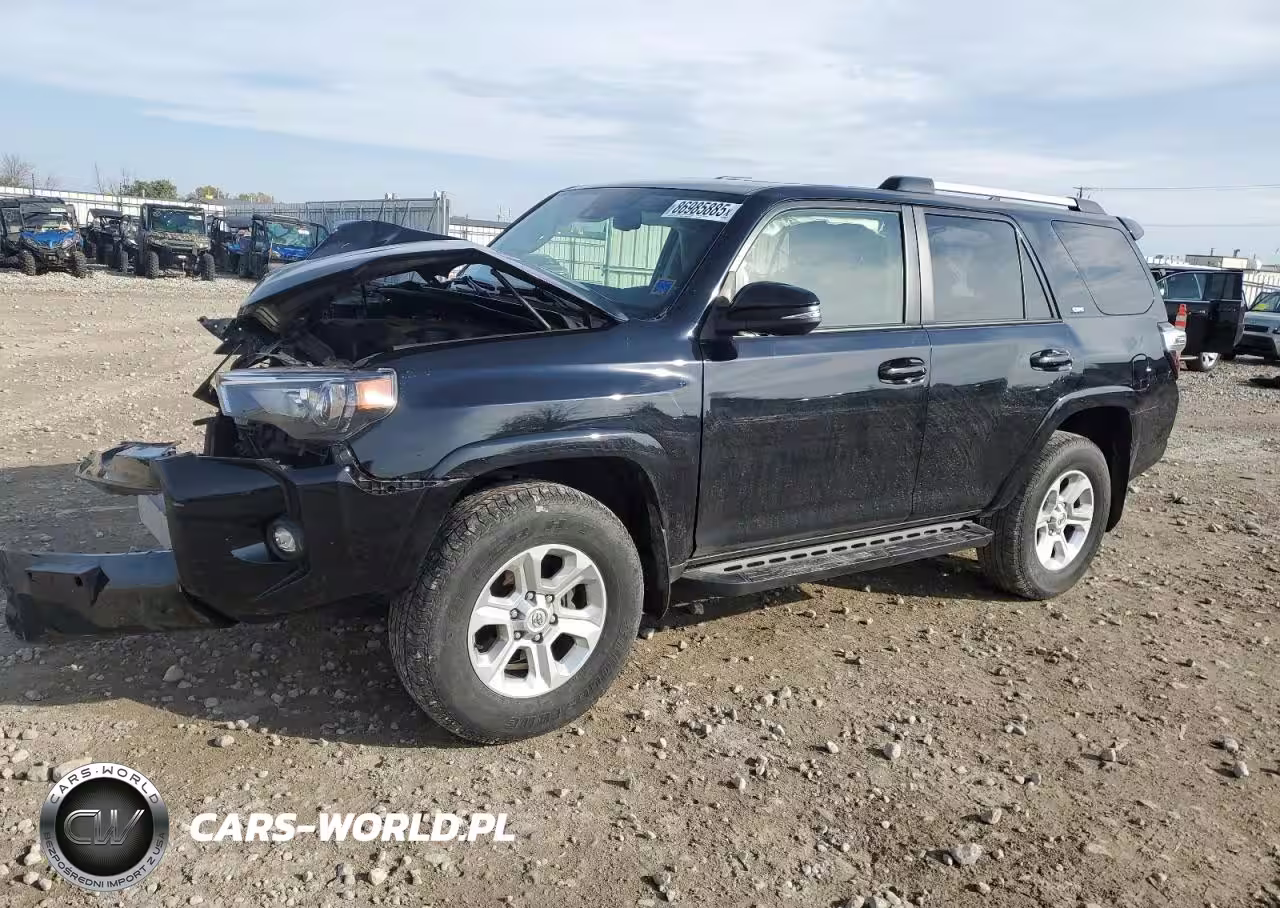 2023 Toyota 4Runner Se