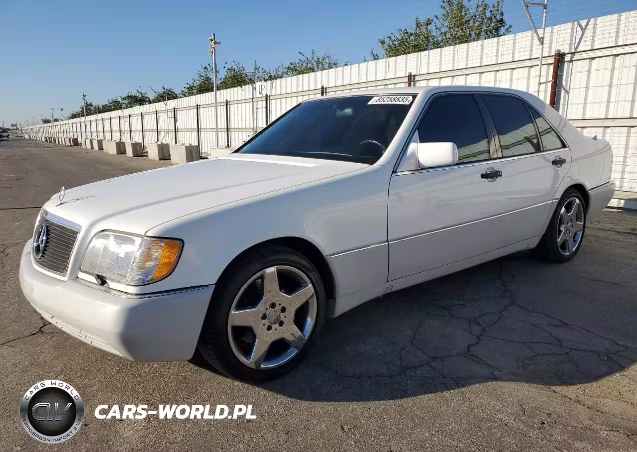 MERCEDES-BENZ