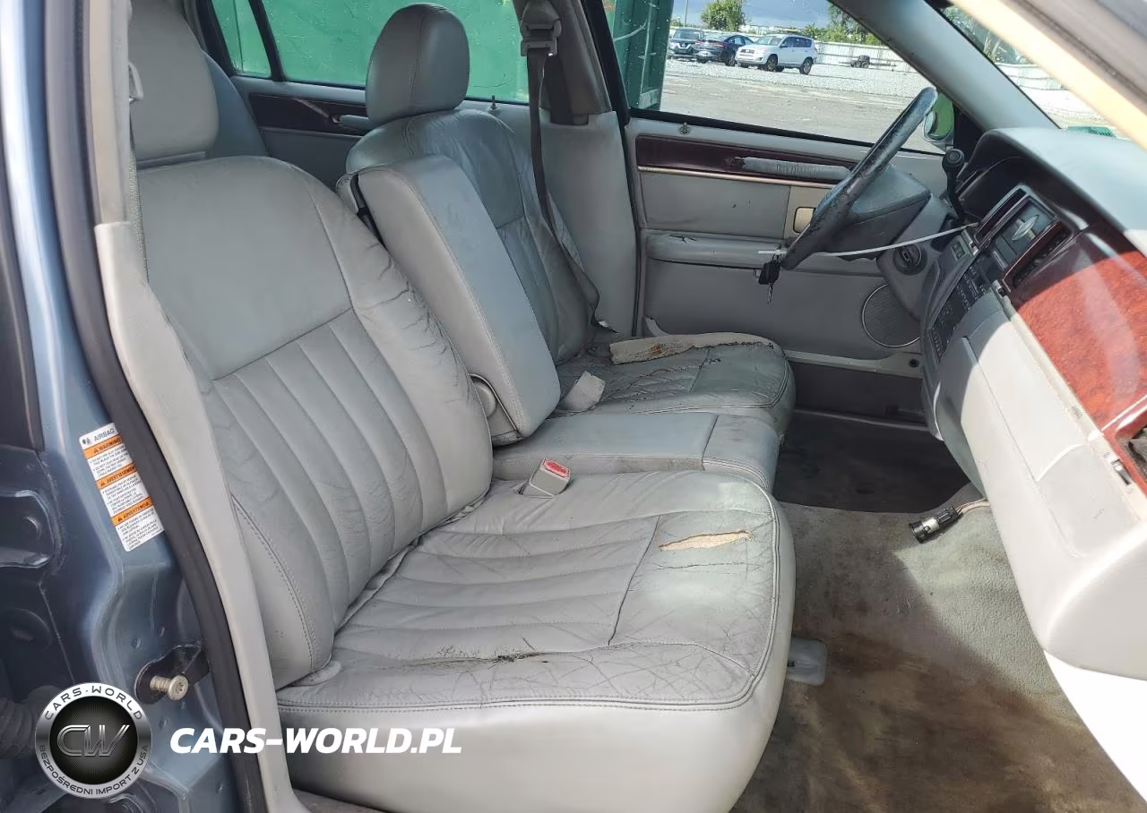 2004 Lincoln Town Car Executive VIN:1LNHM81W84Y669323 - 7