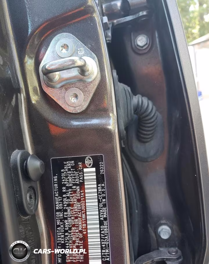 2018 Toyota Camry L VIN:4T1B11HK1JU021141 - 12