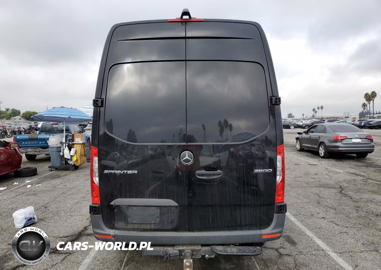 2024 Mercedes-Benz Sprinter 2500 VIN:W1Y4NBHY1RT176913 - 10
