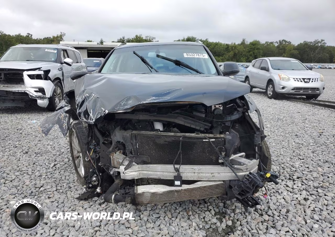 2015 Audi Q5 Premium Plus VIN:WA1LFAFP4FA037684 - 5