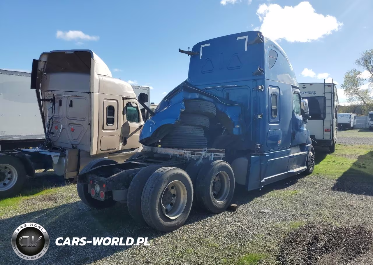 2019 Freightliner Cascadia 126 Semi Truck VIN:3AKJHHDR8KSKC5118 - 4