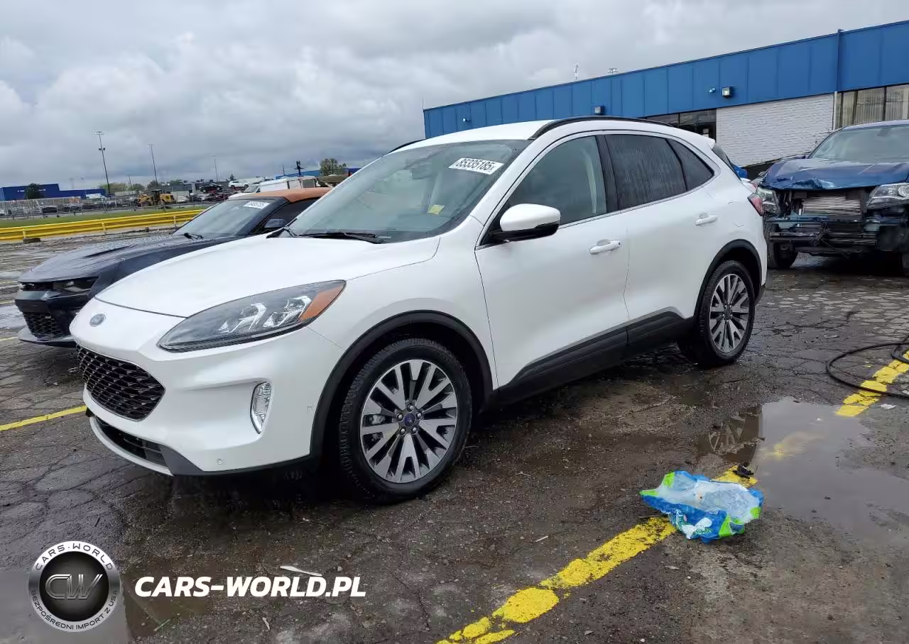 2020 Ford Escape Titanium